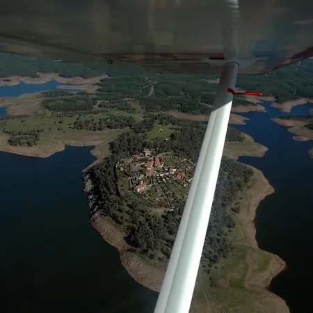 El Jardin Del Poeta *