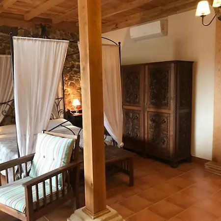 Apartment El Jardin Del Poeta Guijo de Granadilla