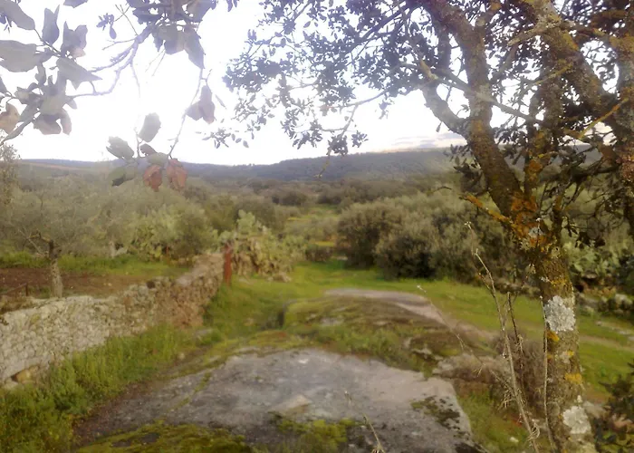 El Jardin Del Poeta * Guijo de Granadilla