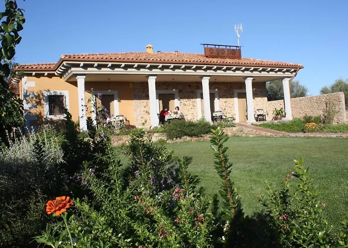 El Jardin Del Poeta * Guijo de Granadilla