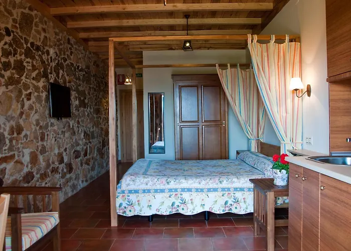 El Jardin Del Poeta Guijo de Granadilla